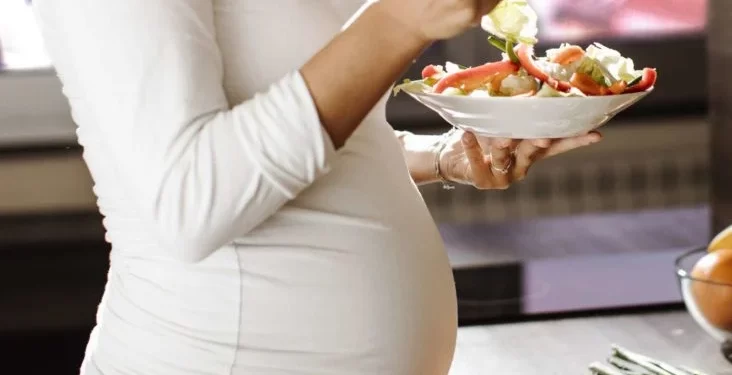 تغذیه مادران در طول دوره بارداری